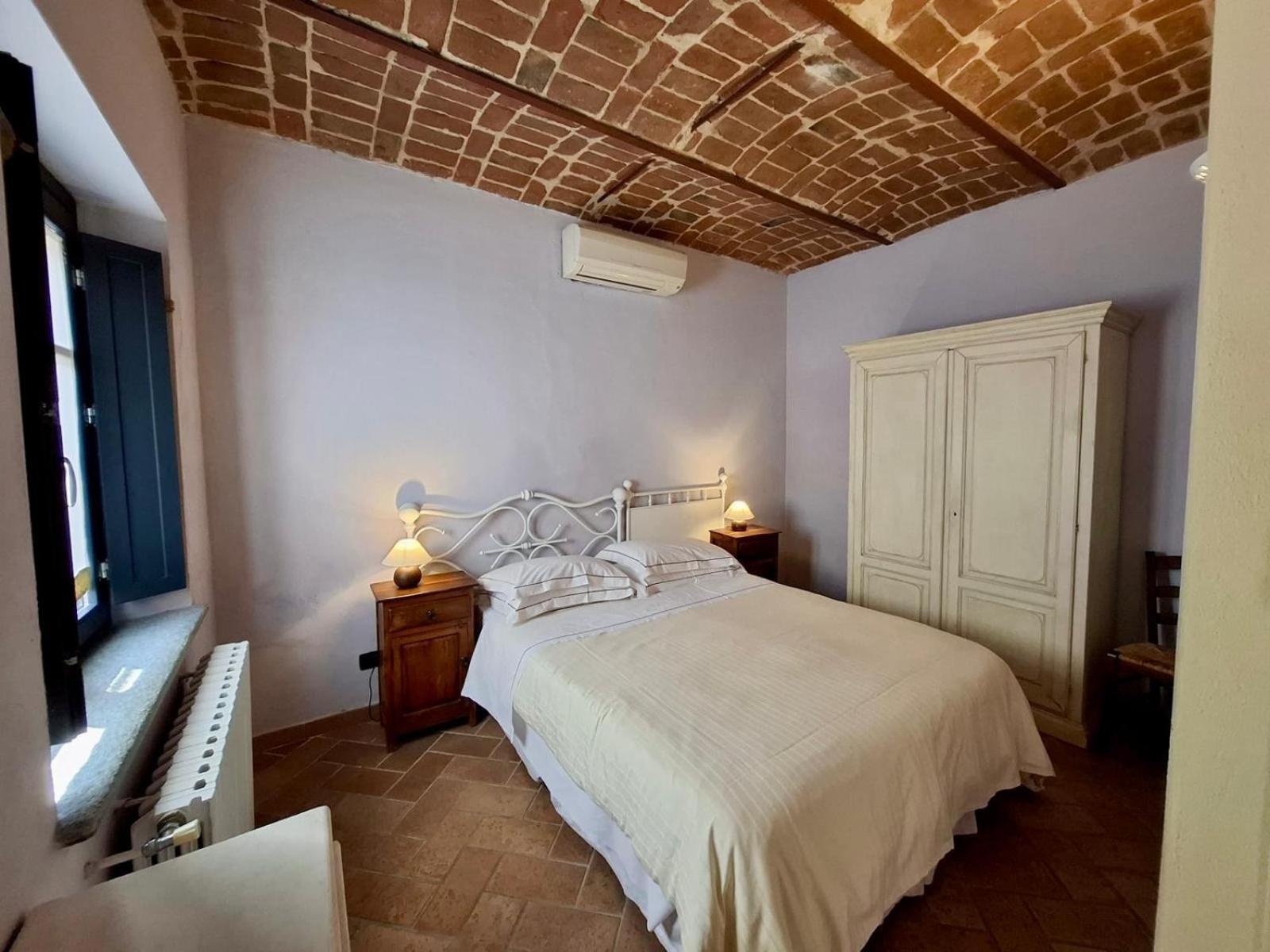 Le Serre Suites & Apartments Монкалиери Екстериор снимка